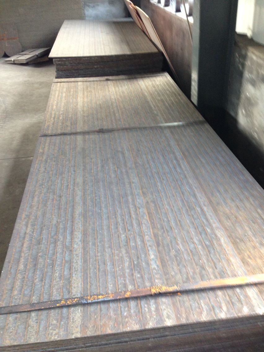 堆焊耐磨復(fù)合板優(yōu)越的性能和不可替代的特性